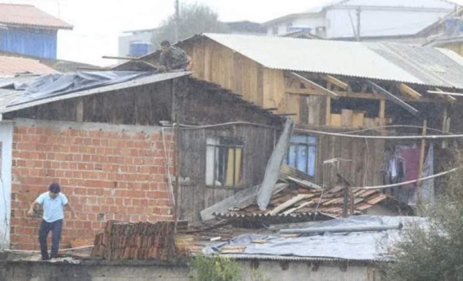 Vendaval e chuva de granizo provocam estragos em 16 municípios do estado.Foto:SEJUF