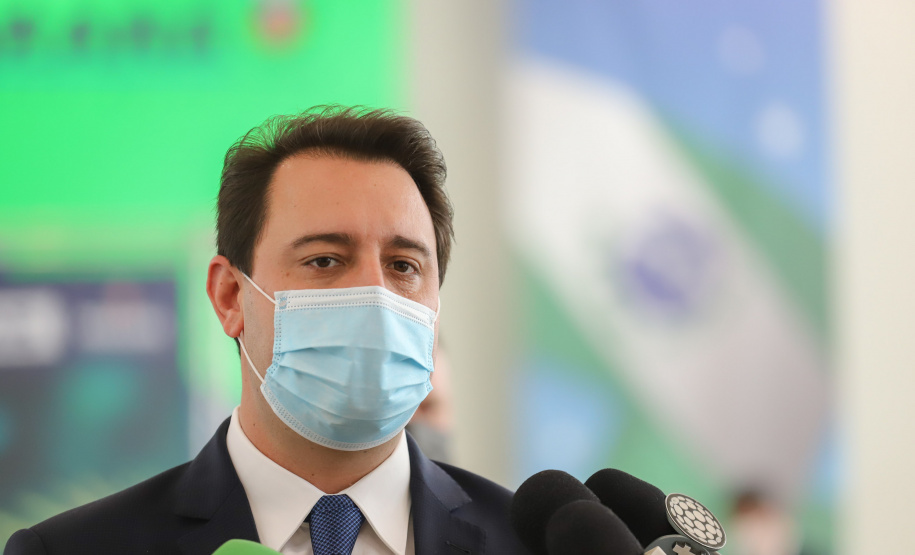 ESG Boticario O governador Carlos Massa Ratinho Junior e o vice-presidente do Conselho do Grupo Boticário, Artur Grynbaum, apresentam nesta segunda-feira (25) o primeiro comitê ESG público-privado do Brasil. - 25/10/2021 - Foto: Geraldo Bubniak/AEN