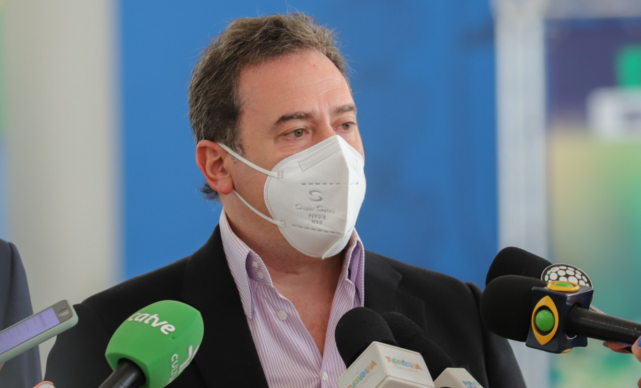 ESG Boticario O governador Carlos Massa Ratinho Junior e o vice-presidente do Conselho do Grupo Boticário, Artur Grynbaum, apresentam nesta segunda-feira (25) o primeiro comitê ESG público-privado do Brasil. - 25/10/2021 - Foto: Geraldo Bubniak/AEN