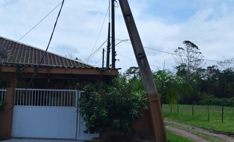 GUARATUBA - Temporais fim de semana - Curitiba, 25/10/2021 - Foto: Defesa Civil do Paraná