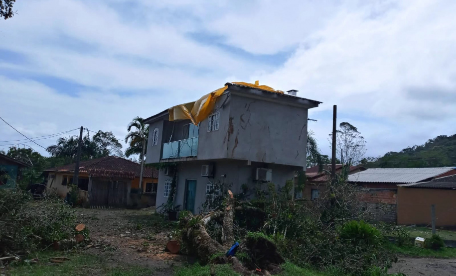 GUARATUBA - Temporais fim de semana - Curitiba, 25/10/2021 - Foto: Defesa Civil do Paraná