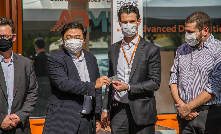 A Companhia Paranaense de Energia lançou na tarde desta segunda-feira (25/10) o programa Carsharing Copel, de compartilhamento de carros elétricos e locação de curta duração, em parceria com a Renault do Brasil.  -  Curitiba, 25/10/2021 -  Foto: Copel