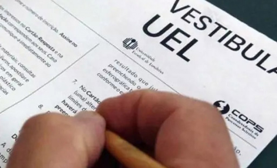 UEL oferece 3.125 chances de ingresso na graduação pública e gratuita. Inscrições para o Vestibular 2022 terminam dia 3  -  Curitiba, 26/10/2021 - Foto: UEL