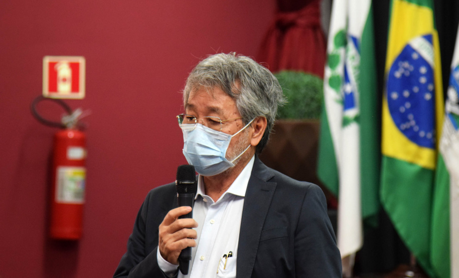 As ações para o pós-pandemia da Covid-19 devem ser prioridade no processo de reorganização do Planejamento Regional Integrado (PRI) da área da saúde no Paraná. A afirmação foi feita pelo secretário estadual da Saúde, Beto Preto, durante evento para discutir o PRI com Regionais e municípios da Macrorregião Oeste, realizado em Foz do Iguaçu, nesta terça-feira (26). - Foz do Iguaçu, 26/10/2021 - Foto: Américo Antonio/SESA