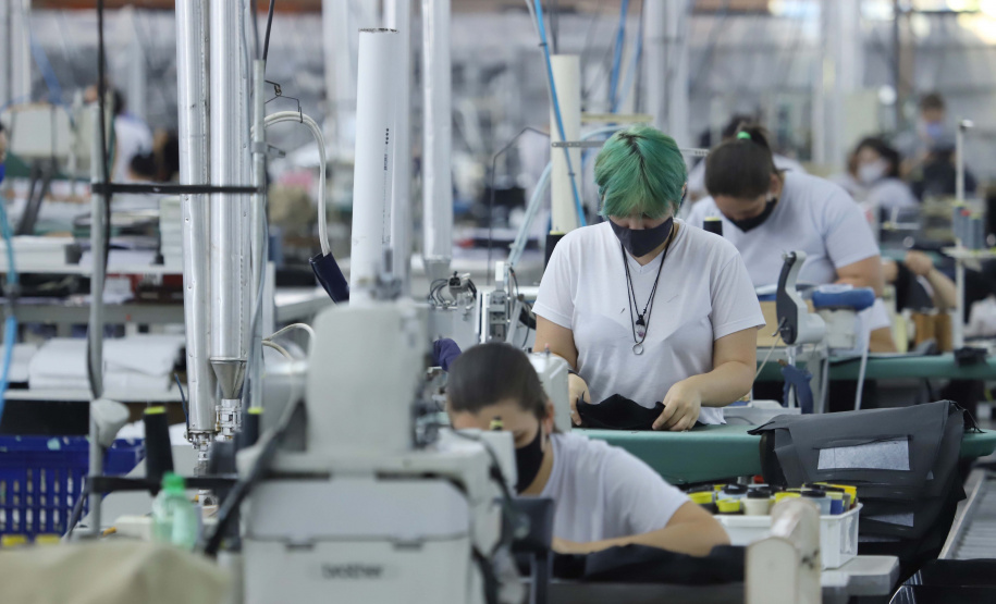 Com nove meses consecutivos de saldo positivo, Paraná chega a 168,5 mil empregos criados em 2021 Foto: José Fernando Ogura/AEN