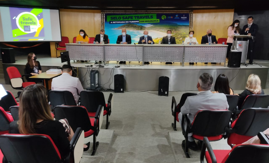 A conquista do Selo Safe Travels, do Conselho Mundial de Viagens e Turismo (WTCC), garante ao Paraná o título de embaixador do turismo seguro em relação às medidas sanitárias contra a Covid-19. Com o título, a Paraná Turismo emite certificados a municípios e empreendimentos que cumprem essas normas de segurança. Foto: Alessandro Vieira/SEDEST