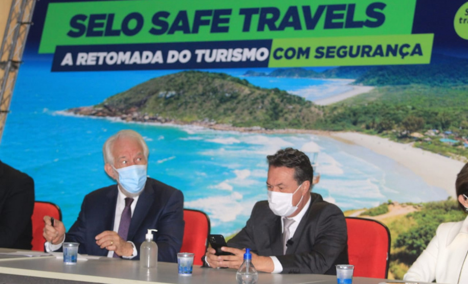 A conquista do Selo Safe Travels, do Conselho Mundial de Viagens e Turismo (WTCC), garante ao Paraná o título de embaixador do turismo seguro em relação às medidas sanitárias contra a Covid-19. Com o título, a Paraná Turismo emite certificados a municípios e empreendimentos que cumprem essas normas de segurança. Foto: Alessandro Vieira/SEDEST