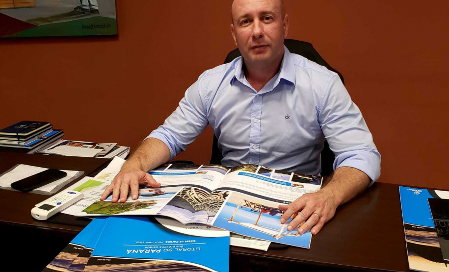 Revista de bordo produzida pela Portos do Paraná será apresentada no festival do turismo de Gramado - Na foto,  André Pioli, diretor de Desenvolvimento Empresarial da Portos do Paraná -  Foto: Pierpaolo Nota/Portos do Paraná