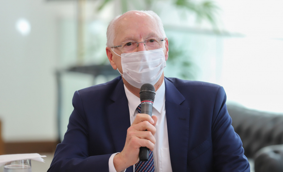 O governador Carlos Massa Ratinho Junior participa nesta terça-feira (26)  da cerimônia de posse da nova diretoria do Movimento Pró-Paraná,  liderado pelo presidente  eleito Marcos Domakoski.   - 26/10/2021 - Foto: Geraldo Bubniak/AEN