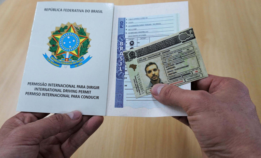 Detran-PR emitiu quase 14 mil carteiras de habilitação para estrangeiros - Curitiba, 27/10/2021 - Foto: DETRAN-PR