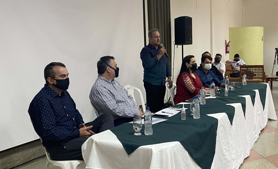 O secretário de Estado da Saúde, Beto Preto, destacou a parceria do Governo do Estado com os municípios, principalmente no enfrentamento à Covid-19, em reunião realizada nesta quarta-feira (27) com a Associação dos Municípios dos Campos Gerais (AMCG) em Arapoti. -  Curitibs, 27/10/2021 - Foto: Andressa Desyreé/SESA