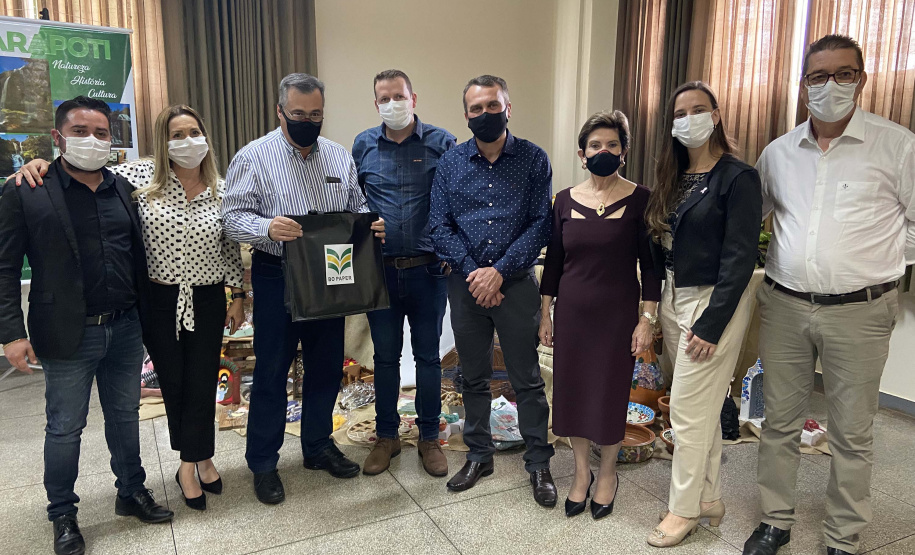 O secretário de Estado da Saúde, Beto Preto, destacou a parceria do Governo do Estado com os municípios, principalmente no enfrentamento à Covid-19, em reunião realizada nesta quarta-feira (27) com a Associação dos Municípios dos Campos Gerais (AMCG) em Arapoti. -  Curitibs, 27/10/2021 - Foto: Andressa Desyreé/SESA