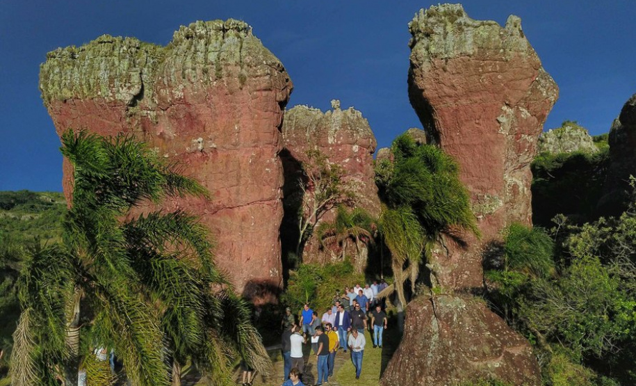 Parques Estaduais do Paraná ficarão abertos durante feriado prolongado - Parque de Vila Velha. - Foto: José Fernando Ogura/AEN