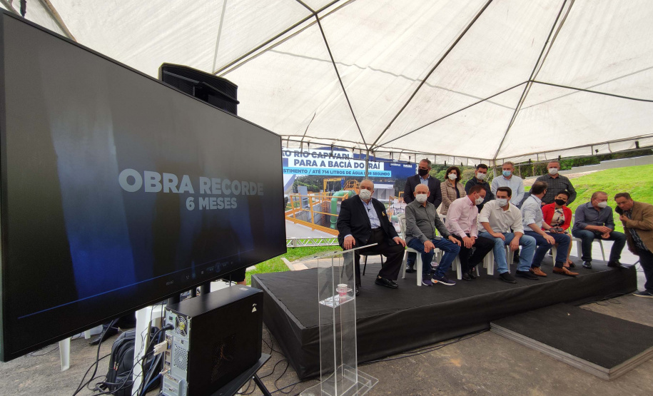 O governador Carlos Massa Ratinho Junior inaugurou nesta quinta-feira (28) a obra de transposição do rio Capivari para a Bacia do Iraí, em Colombo, na região metropolitana de Curitiba. Foto: Jonathan Campos/AEN