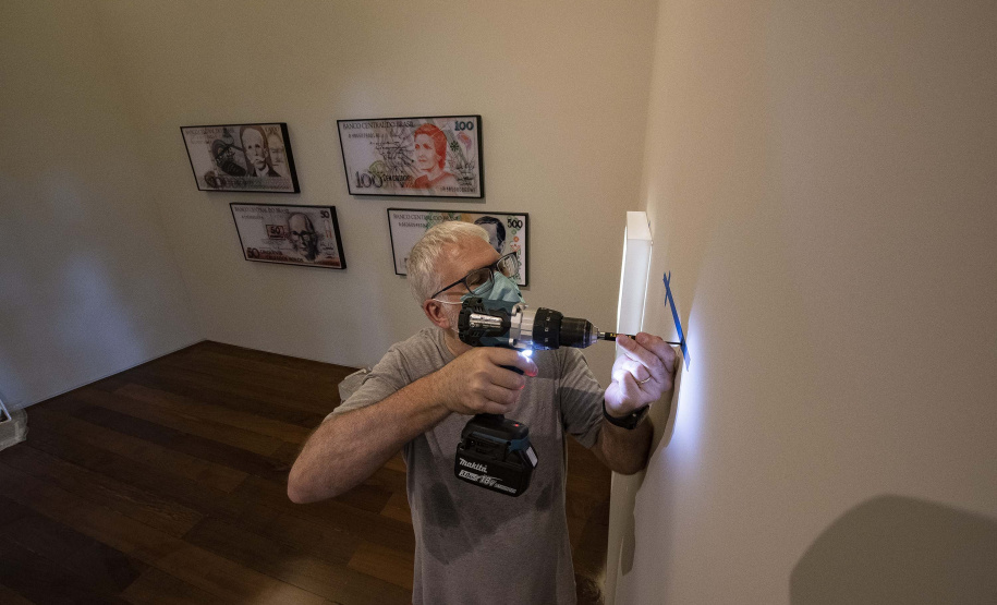 Na exposição será possível ver as obras de Alfredo Andersen, o norueguês que dá nome ao museu, em contato com a produção contemporânea do artista Alexandre Frangioni. A surpresa está na afinidade dos diferentes temas que interessam aos dois artistas, ainda que suas propostas estéticas sejam radicalmente diferentes. Foto: Kraw Penas/SECC