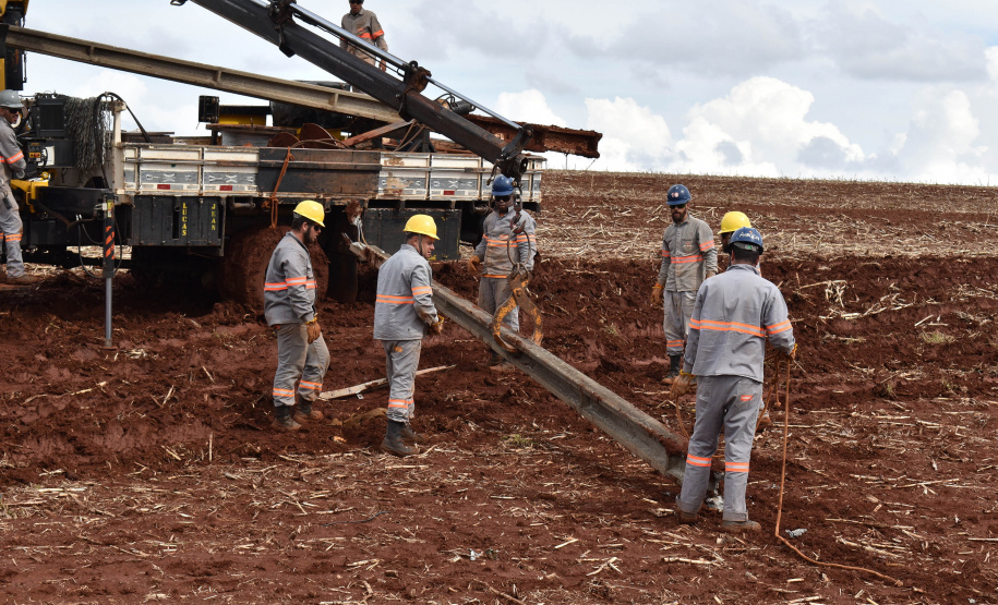 LONDRINA - Os temporais que castigaram as regiões Sudoeste, Oeste, Noroeste e Norte do Paraná no mês de outubro já causaram, somados, mais danos ao sistema elétrico da Copel do que o ciclone-bomba, evento climático excepcional que atingiu o Leste do Paraná em junho de 2020