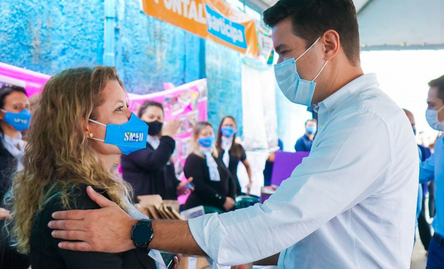 Começa nesta sexta-feira (29) uma grande campanha de mídia para divulgar o Cartão Futuro, programa do Governo do Paraná para incentivar a manutenção e a contratação de jovens aprendizes por empresas paranaenses. - Curitiba, 28/10/2021 - Foto: Guilherme Flores/Casa Civil