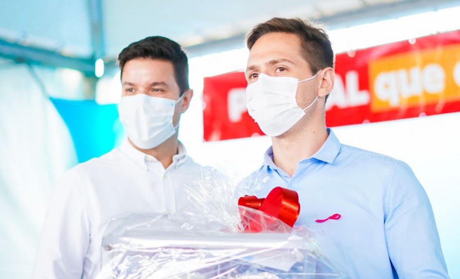 Começa nesta sexta-feira (29) uma grande campanha de mídia para divulgar o Cartão Futuro, programa do Governo do Paraná para incentivar a manutenção e a contratação de jovens aprendizes por empresas paranaenses. - Curitiba, 28/10/2021 - Foto: Guilherme Flores/Casa Civil