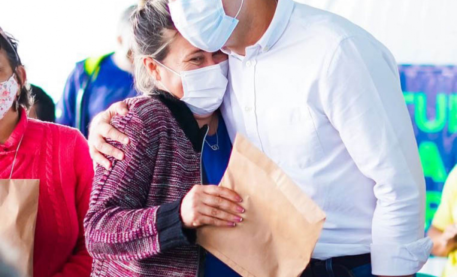 Começa nesta sexta-feira (29) uma grande campanha de mídia para divulgar o Cartão Futuro, programa do Governo do Paraná para incentivar a manutenção e a contratação de jovens aprendizes por empresas paranaenses. - Curitiba, 28/10/2021 - Foto: Guilherme Flores/Casa Civil