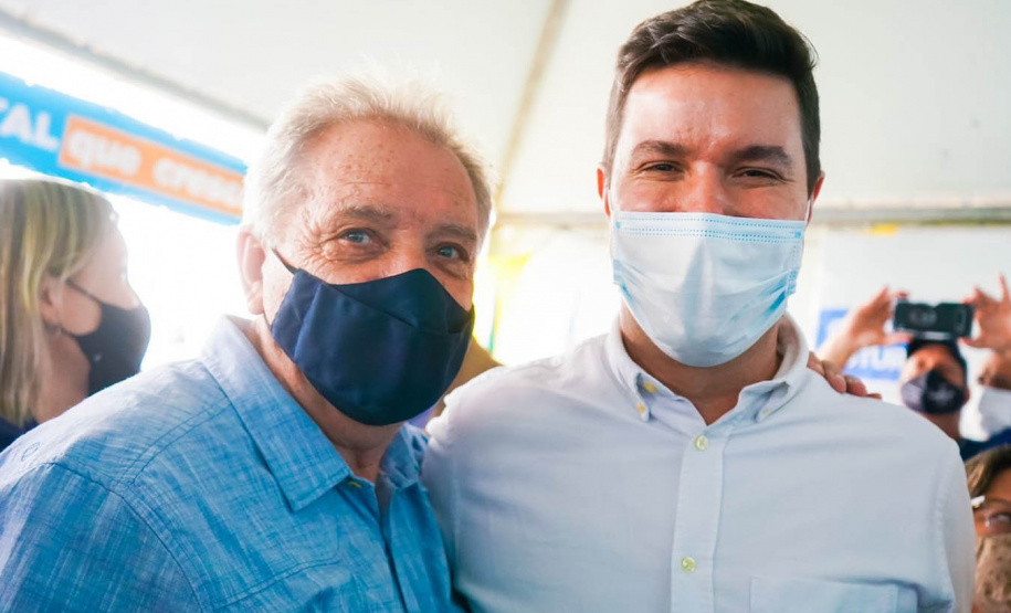 Começa nesta sexta-feira (29) uma grande campanha de mídia para divulgar o Cartão Futuro, programa do Governo do Paraná para incentivar a manutenção e a contratação de jovens aprendizes por empresas paranaenses. - Curitiba, 28/10/2021 - Foto: Guilherme Flores/Casa Civil