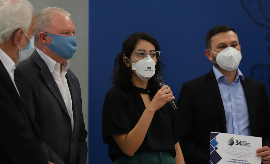 O vice governador Darci Piana e o o superintendente da Ciência, Tecnologia e Ensino Superior, Aldo Bona participam, nesta quinta-feira (28), da entrega do 34 Premio Paranaense de Ciencia e Tecnologia,  no Palacio Iguacu.   Curitiba, 28/10/2021 -  Foto: Geraldo Bubniak/AEN