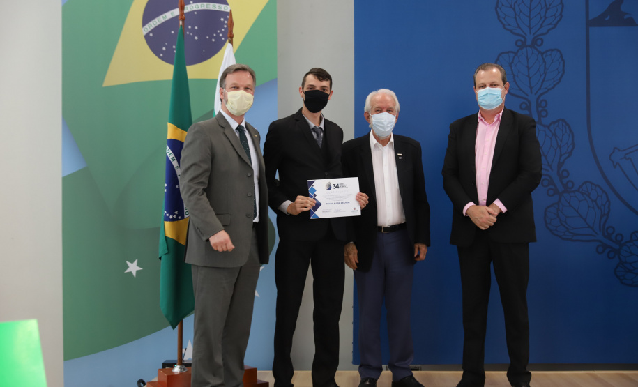 O vice governador Darci Piana e o o superintendente da Ciência, Tecnologia e Ensino Superior, Aldo Bona participam, nesta quinta-feira (28), da entrega do 34 Premio Paranaense de Ciencia e Tecnologia,  no Palacio Iguacu.   Curitiba, 28/10/2021 -  Foto: Geraldo Bubniak/AEN