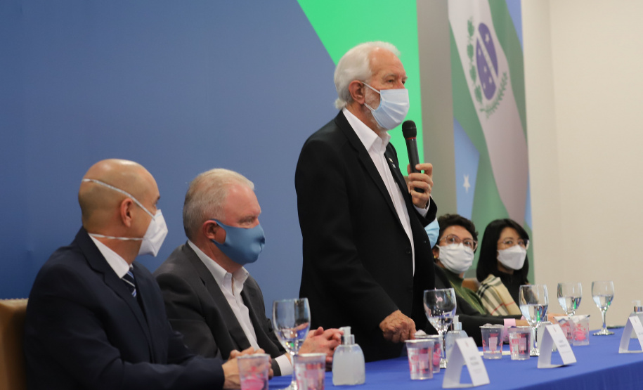O vice governador Darci Piana e o o superintendente da Ciência, Tecnologia e Ensino Superior, Aldo Bona participam, nesta quinta-feira (28), da entrega do 34 Premio Paranaense de Ciencia e Tecnologia,  no Palacio Iguacu.   Curitiba, 28/10/2021 -  Foto: Geraldo Bubniak/AEN