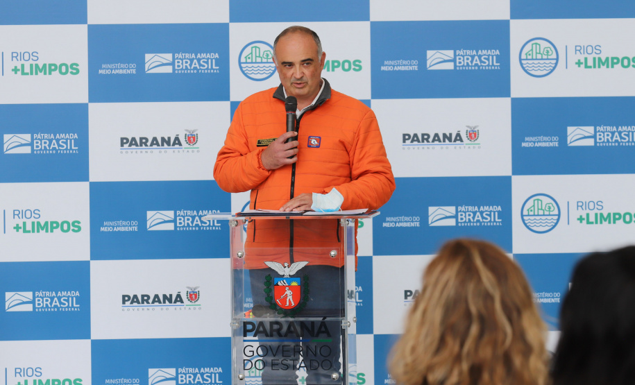 Solenidade de entrega de materiais para atendimento de emergencias para a Defesa Civil, na nesta sexta-feira (29), no Palacio Iguaçu em Curitiba.  Foto: Geraldo Bubniak/AEN