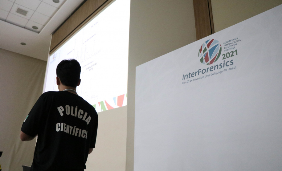 Peritos forenses do Brasil e exterior trocam experiências em minicursos da InterForensics 2021, em Foz do Iguaçu - Foz do Iguaçu, 02/11/2021 - Foto: SESP-PR