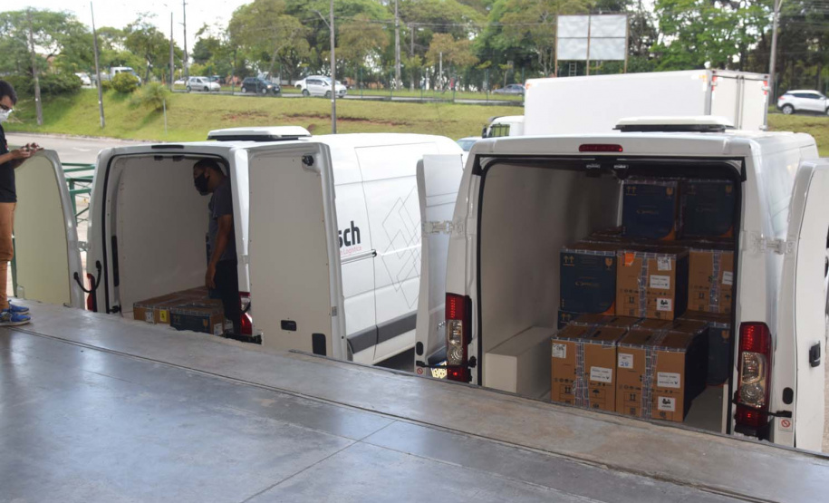 Estado recebe novas doses de vacinas contra a Covid-19 para adolescentes . Foto: Américo Antonio/SESA
