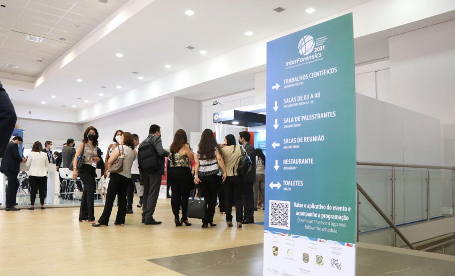 Nesta quarta-feira (03/11), em Foz do Iguaçu, região oeste do Paraná, foi aberto oficialmente o InterForensics, maior evento de Ciências Forenses da América Latina, que reúne, em um único lugar, renomados nomes nacionais e internacionais das mais diversas áreas deste setor. - Foz do Iguaçu, -3/11/2021 - Foto: SESP_PR