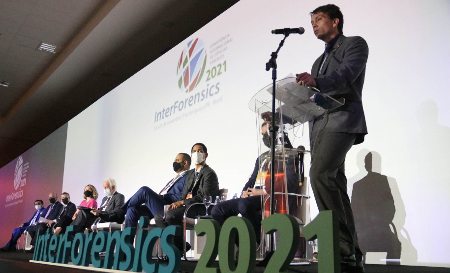 Nesta quarta-feira (03/11), em Foz do Iguaçu, região oeste do Paraná, foi aberto oficialmente o InterForensics, maior evento de Ciências Forenses da América Latina, que reúne, em um único lugar, renomados nomes nacionais e internacionais das mais diversas áreas deste setor. - Foz do Iguaçu, -3/11/2021 - Foto: SESP_PR