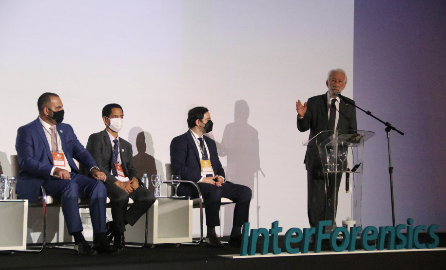 Nesta quarta-feira (03/11), em Foz do Iguaçu, região oeste do Paraná, foi aberto oficialmente o InterForensics, maior evento de Ciências Forenses da América Latina, que reúne, em um único lugar, renomados nomes nacionais e internacionais das mais diversas áreas deste setor. - Foz do Iguaçu, -3/11/2021 - Foto: SESP_PR