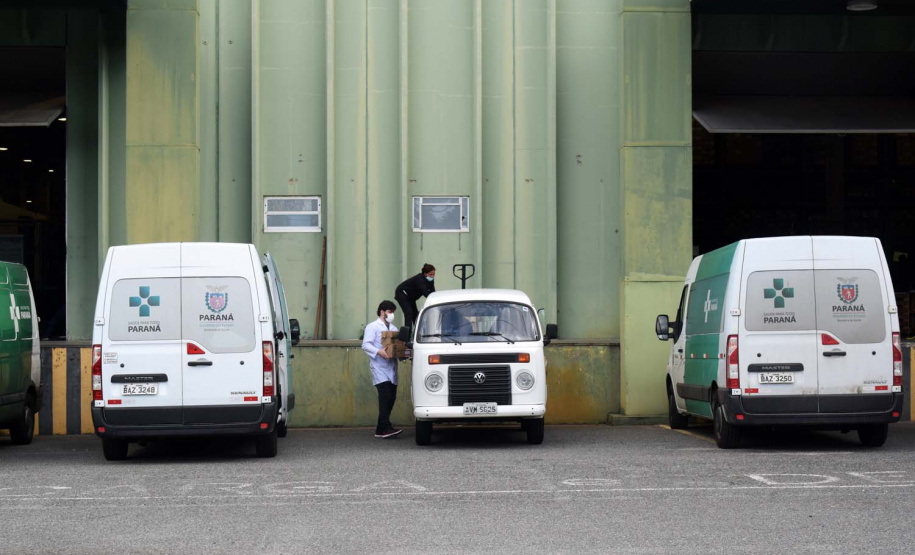 Saúde inicia nova distribuição de mais 671 mil doses aos municípios. Foto: Américo Antonio/SESA