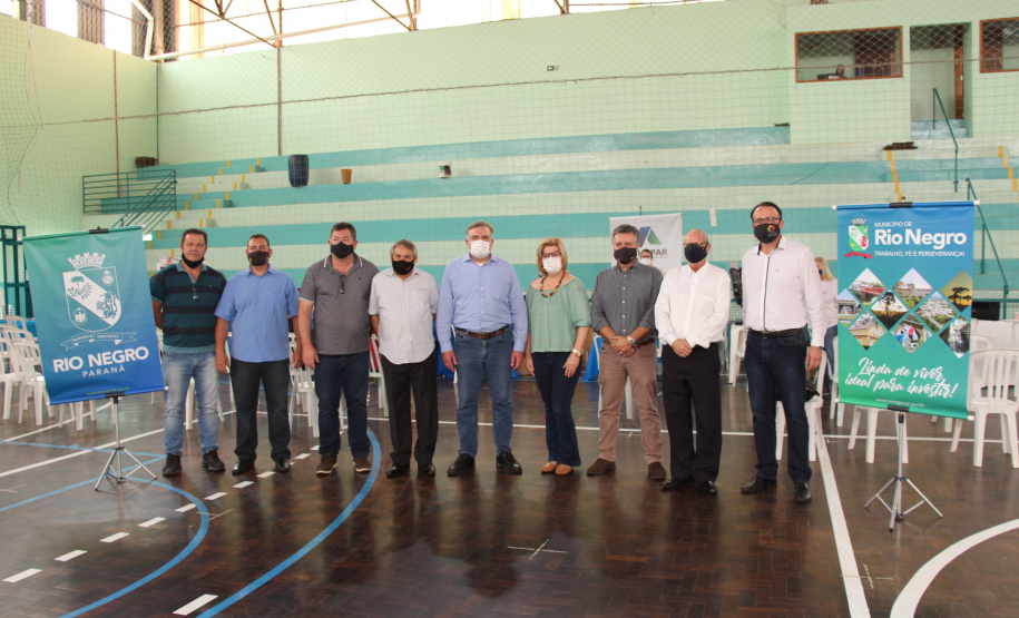 Programa Paraná Cidadão leva serviços gratuitos à população de Rio Negro. Foto: SEJUF