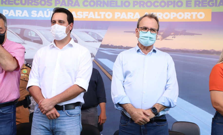 Com foco na melhoria da qualidade de vida da população, o governador Carlos Massa Ratinho Junior confirmou nesta quarta-feira (03), em Cornélio Procópio, investimentos nas áreas da saúde e educação para 21 municípios do Norte e Norte Pioneiro, que integram a 18ª Regional da Saúde.  Foto: Aristeu Dias/AEN