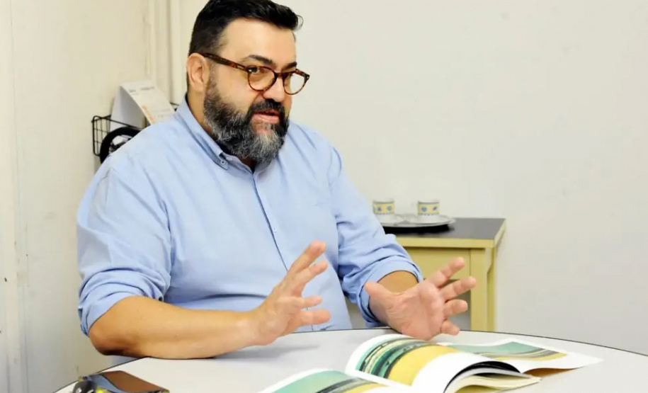 Professor da UEL está entre 20 artistas em mostra do Museu Oscar Niemeyer . Foto: UEL