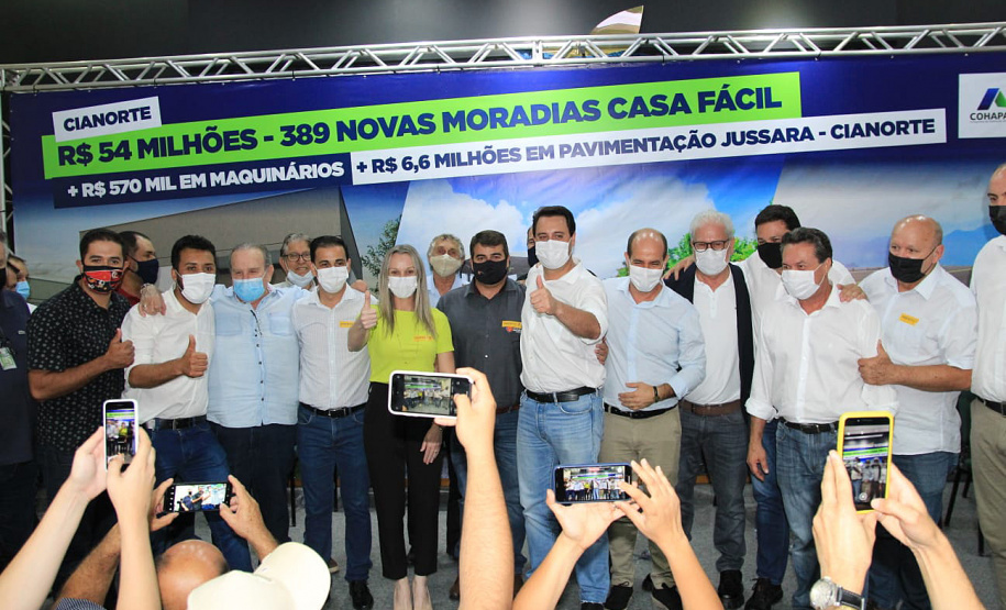 O governador Carlos Massa Ratinho Junior confirmou nesta quinta-feira (04) uma série de investimentos para Cianorte, na Região Noroeste. Foto: Alessandro Vieira/SEDEST