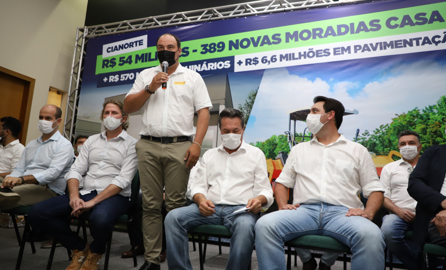 O governador Carlos Massa Ratinho Junior confirmou nesta quinta-feira (04) uma série de investimentos para Cianorte, na Região Noroeste. Foto: Ari Dias/AEN