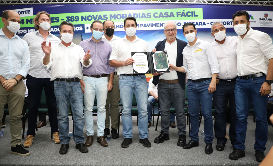 O governador Carlos Massa Ratinho Junior confirmou nesta quinta-feira (04) uma série de investimentos para Cianorte, na Região Noroeste. Foto: Ari Dias/AEN