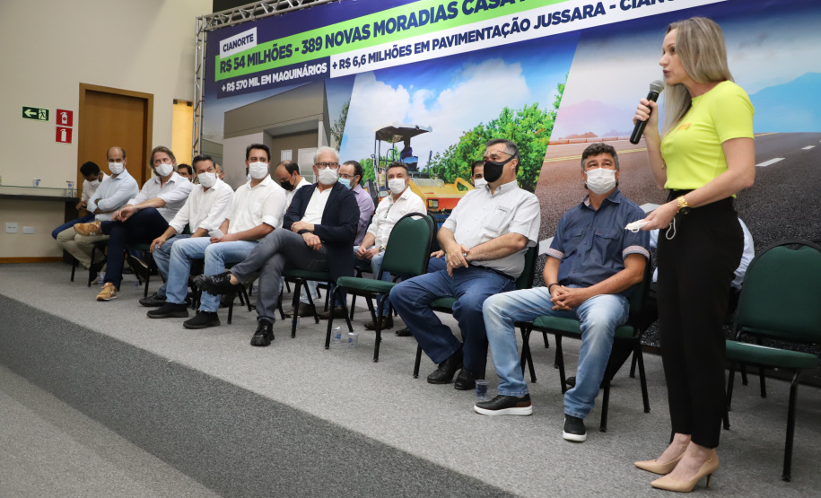 O governador Carlos Massa Ratinho Junior confirmou nesta quinta-feira (04) uma série de investimentos para Cianorte, na Região Noroeste. Foto: Ari Dias/AEN