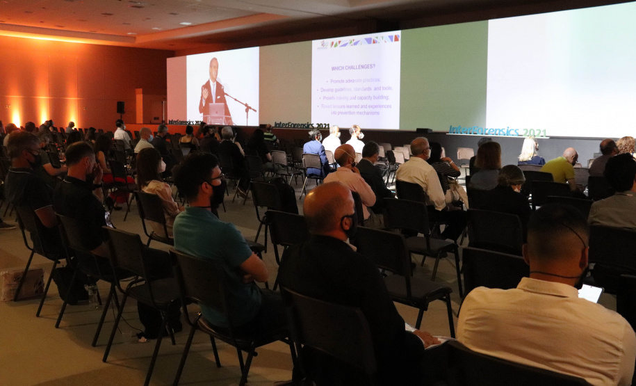 Especialistas nacionais e internacionais fomentam técnicas e o uso da tecnologia para a ciência forense na InterForensics 2021 - Foz do Iguaçu, 05/11/2021 - Foto: SESP-PR