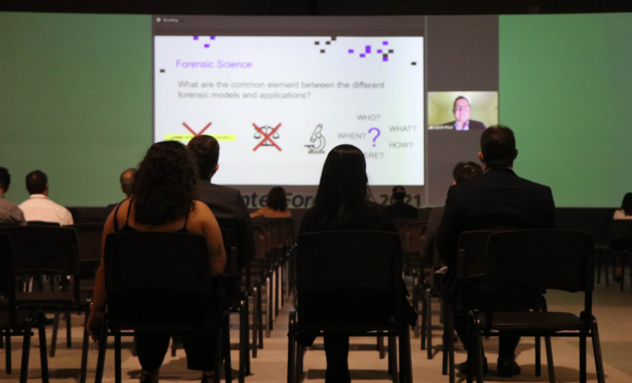 Especialistas nacionais e internacionais fomentam técnicas e o uso da tecnologia para a ciência forense na InterForensics 2021 - Foz do Iguaçu, 05/11/2021 - Foto: SESP-PR