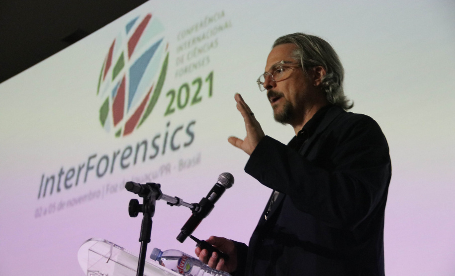 Especialistas nacionais e internacionais fomentam técnicas e o uso da tecnologia para a ciência forense na InterForensics 2021 - Foz do Iguaçu, 05/11/2021 - Foto: SESP-PR