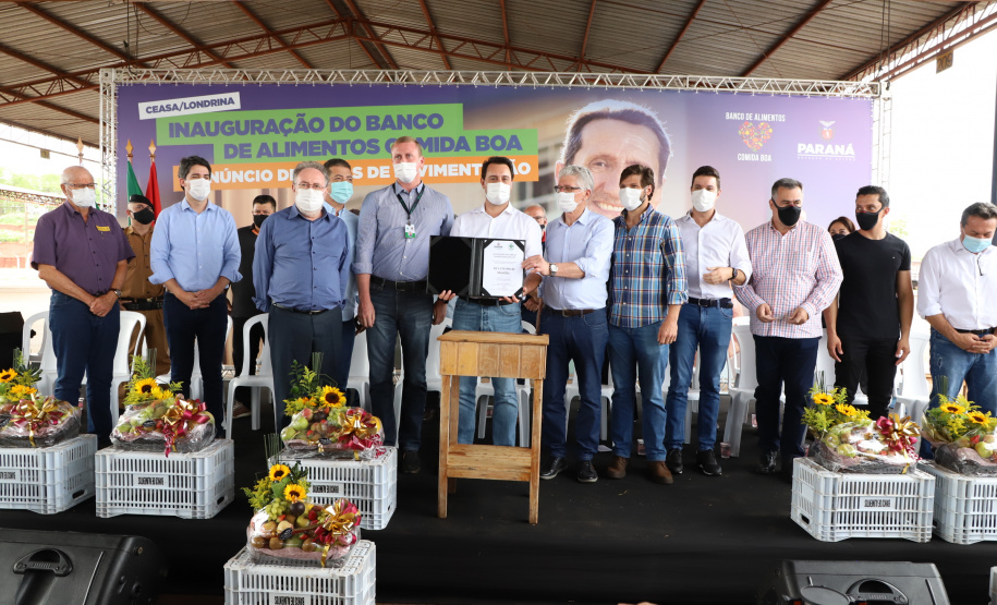 A unidade da Ceasa Paraná de  Londrina passa pela maior reforma desde a sua inauguração, em 1982, com diferentes intervenções para ampliar a capacidade e funcionalidade do local