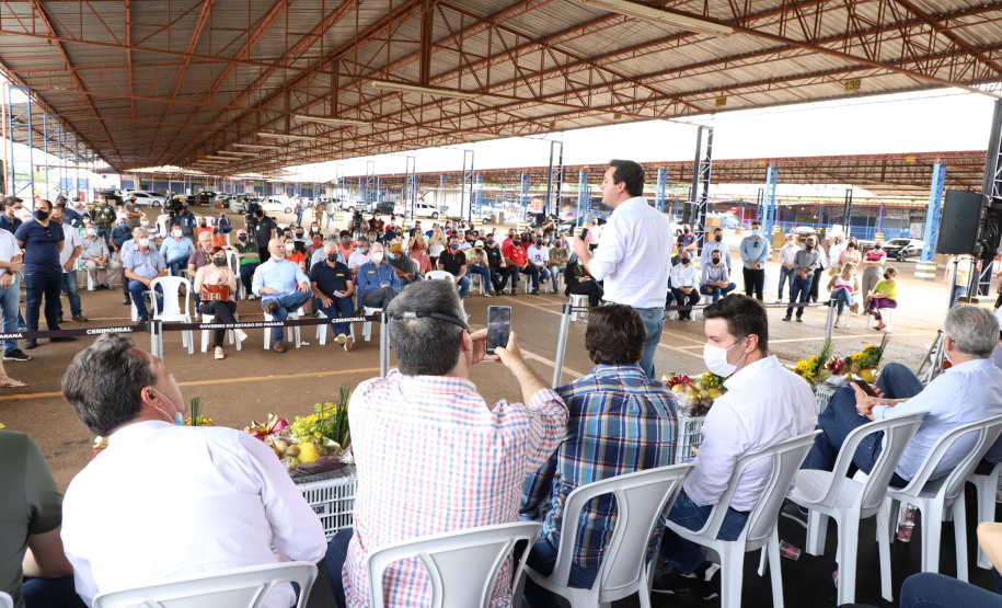 A unidade da Ceasa Paraná de  Londrina passa pela maior reforma desde a sua inauguração, em 1982, com diferentes intervenções para ampliar a capacidade e funcionalidade do local