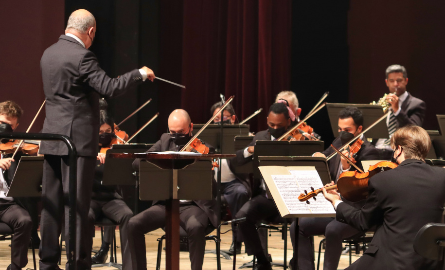 O Centro Cultural Teatro Guaíra informa que estão esgotados os ingressos do segundo lote para o Concerto Polonês, com a Orquestra Sinfônica do Paraná. Este será o primeiro concerto da OSP depois de 19 meses.  - Curitiba, 08/11/2021 - Foto: José Fernando Ogura/AEN