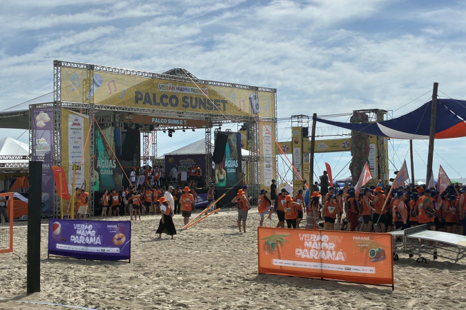Posto fixo do Verão Maior Paraná oferece atividades esportivas e recreativas no litoral