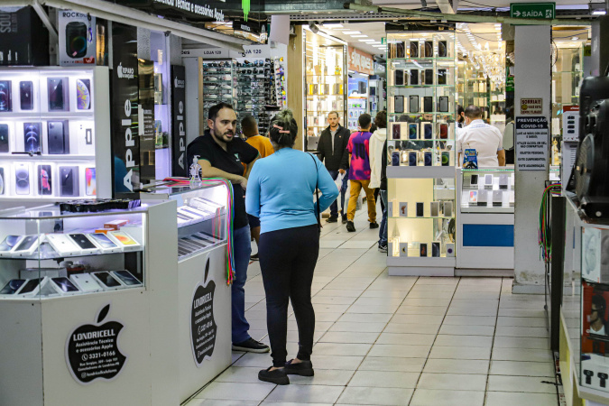 Comércio em Londrina, Paraná, representa dinamismo na abertura de empresas